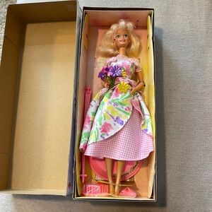 Spring Petals Barbie Doll Blonde Second in Series Avon Exclusive Special…